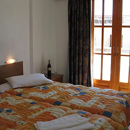 Costantonia Holiday Apartments Agia Marina  Room photo