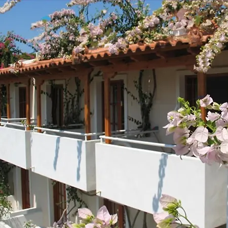 Costantonia Holiday Apartments Agia Marina  Exterior photo